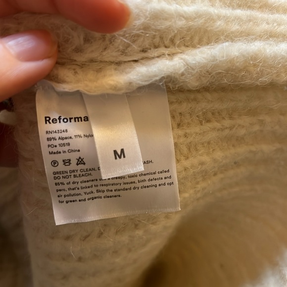 Reformation alpaca sweater - Picture 3 of 3